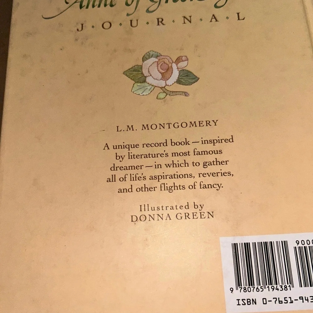 Anne of Green Gables Journal - Picture 2 of 12